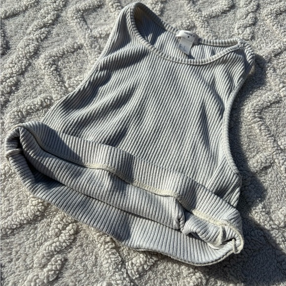 White Ribbed Cropped Tank Top - Picture 4 of 4